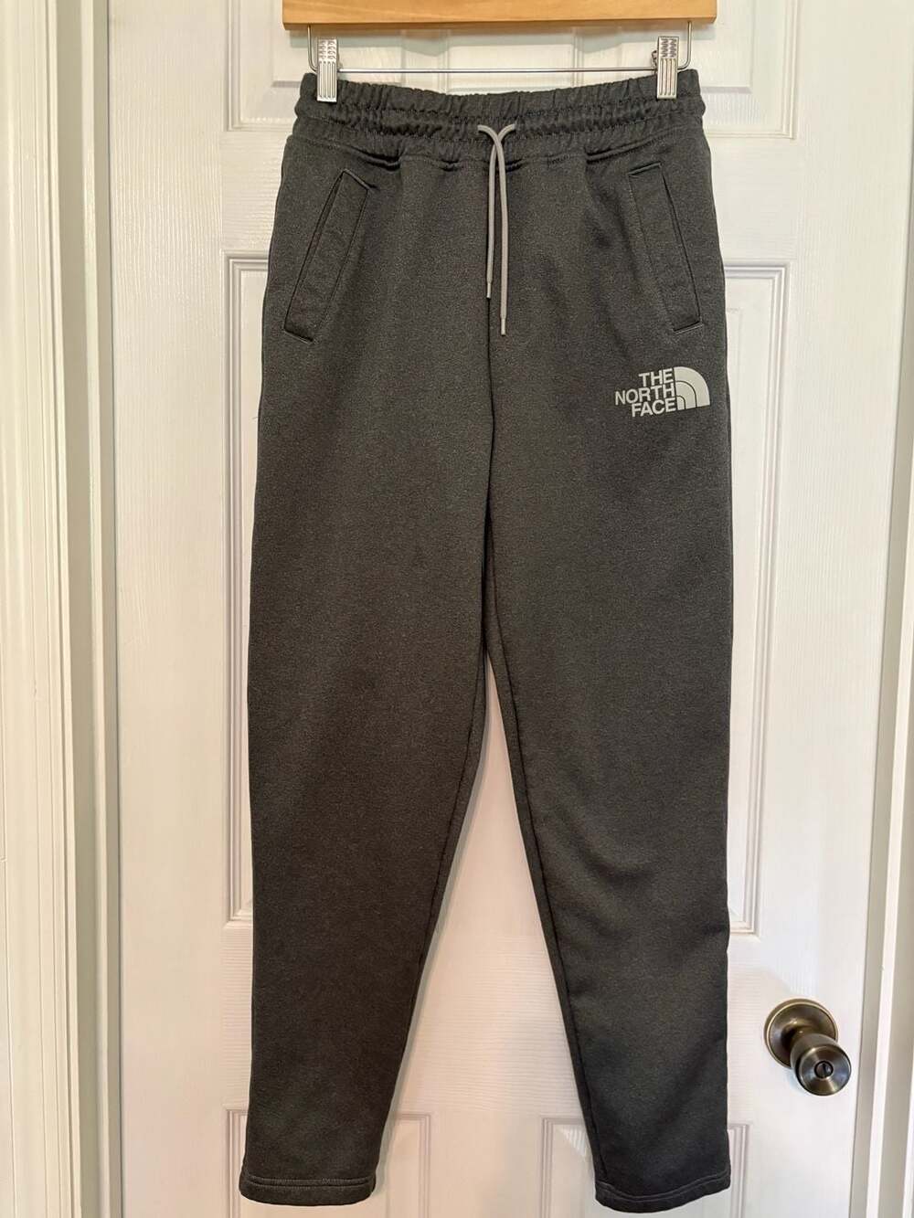 EUC The North Face Women's Fleece Jogger Sweatpants in Dark Grey Heather, small